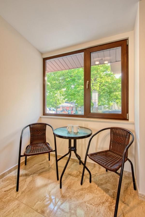 Къща За Гости Relax Hisarya Exterior foto