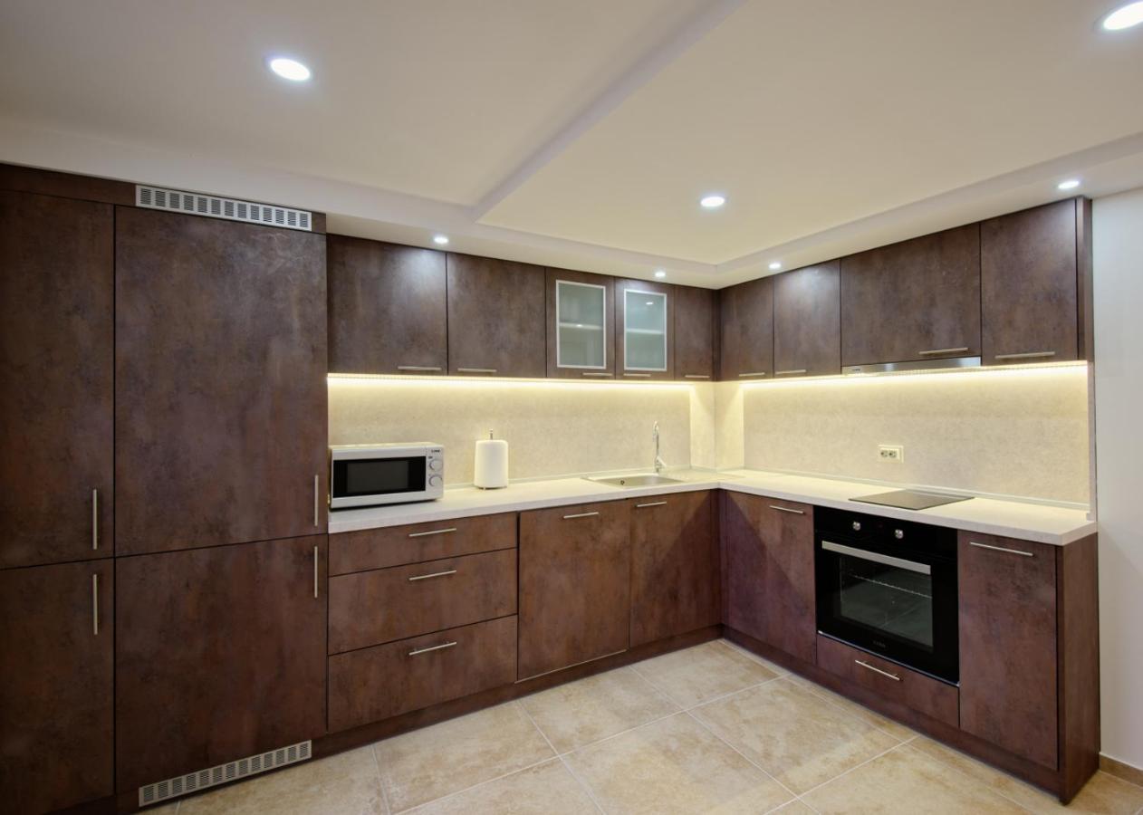 Къща За Гости Relax Hisarya Exterior foto
